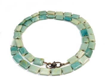 A STUNNING JADEITE AND STERLING  NECKLACE ESTATE