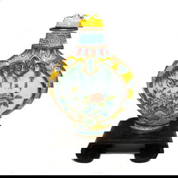 BREATHTAKING CHINESE SNUFF BOTTLE ENAMEL COPPER