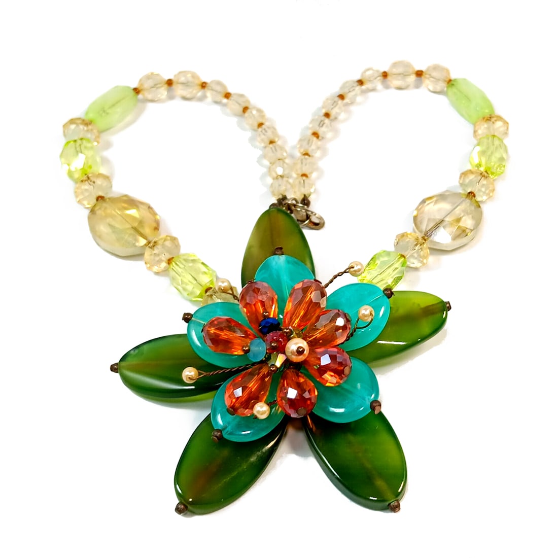 A STUNNING MULTI MEDIA STATEMENT NECKLACE 19"   CRYSTAL LUCITE (1 of 4)