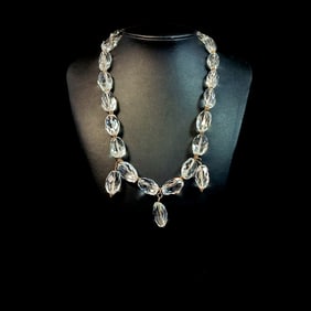 A STUNNING NECKLACE OF FACETED NATURAL ROCK CRYSTAL STERLING 18"