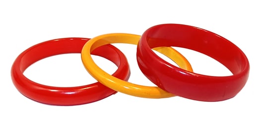 LOT OF 3 VINTAGE BAKELITE BANGLES BRACELETS IN RED AND YELLOW COLOR