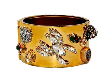 A FASCINATING VINTAGE CUFF BRACELET BY CABI