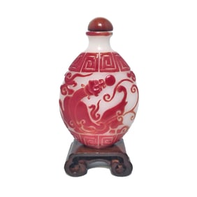 ANTIQUE CHINESE PEKING GLASS SNUFF BOTTLE RED DRAGONS  QING