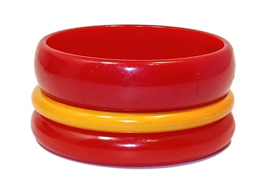 LOT OF 3 VINTAGE BAKELITE BANGLES BRACELETS IN RED AND YELLOW COLOR