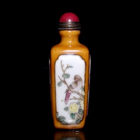 A WONDERFUL CHINESE ENAMEL PORCELAIN SNUFF BOTTLE LANDSCAPES QIANLONG MARK