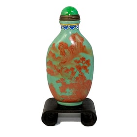 A BEAUTIFUL CHINESE PEKING GLASS SNUFF BOTTLE SEPIA LANDSCAPE QIANLONG MARK