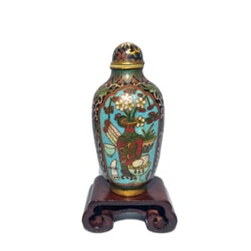 A VERY FINE 18TH C ANTIQUE CHINESE CLOISONNE SNUFF BOTTLE
