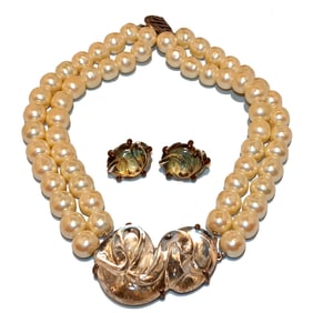A STATEMENT VINTAGE NECKLACE BY DESIGNER MARIQUITA MASTERSON WITH EARRINGS