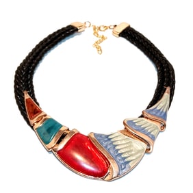 A WONDERFUL VINTAGE ENAMELED NECKLACE 19"