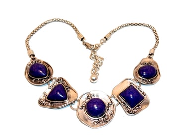 A BEAUTIFUL VINTAGE NECKLACE 17"