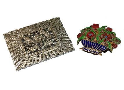 LOT OF 2 VINTAGE ART DECO STERLING BROOCHES MARCASITE AND ENAMEL: OFFERED HERE IS A LOT OF 2 ART DECO STERLING BROOCHES. THE MARCASITE BROOCH WEIGHS 22 GRAMS AND IT IS 1.9" WIDE. IT CAN BE WORN AS A PENDANT AS WELL. IT IS MARKED STERLING. THE SMALL BASKET PIN IS SO