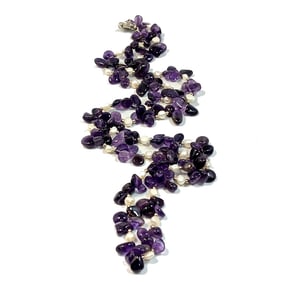 A FABULOUS VINTAGE NECKLACE NATURAL STONE AMETHYST PEARLS  42"  LONG