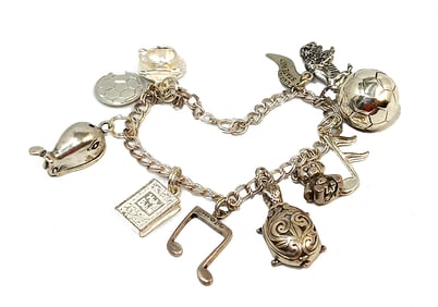 A FINE VINTAGE STERLING BRACELET DANGLES 6.75" LONG