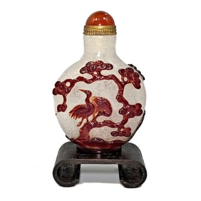FINE ANTIQUE CHINESE PEKING GLASS SNUFF BOTTLE PINE STORK DEER