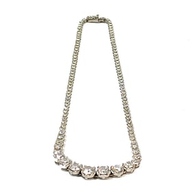 A GRADUATED CUBIC ZIRCONIA NECKLACE 17"