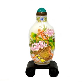 FINE ENAMELED CHINESE SNUFF BOTTLE PEKING GLASS LOTUS PEONIES QIANLONG MARK