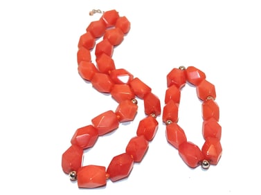 A SUPERB FACETED JADEITE SET NECKLACE BRACELET 185 GR TOTAL