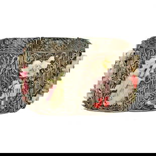 A FINE VINTAGE CHINESE EXPORT FILIGREE BRACELET 8 IMMORTALS FIGURES: OFFERED HERE IS A FINE CHINESE EXPORT FILIGREE BRACELET, FEATURING CARVED AND PAINTED BOVINE BONE FIGURES OF THE 8 IMMORTALS FIGURES. THE FILIGREE WORK IS SO FINE! THE BRACELET MEASURES 6.80" IN WEARA