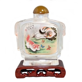 A VERY FINE SIGNED INSIDE PAINTED CHINESE SNUFF BOTTLE CATS BUTTERFLIES