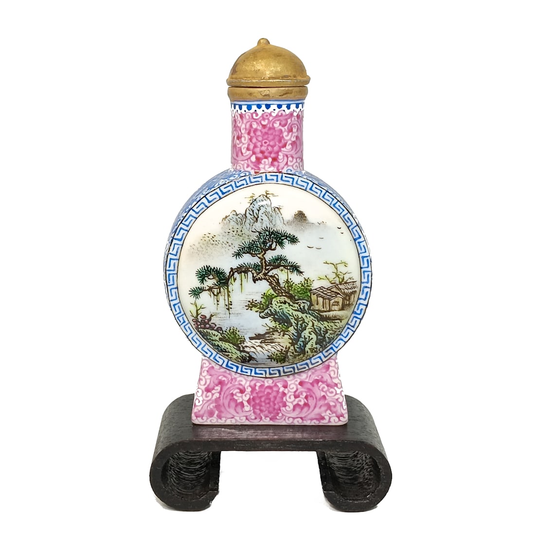 RARE FINE ANTIQUE CHINESE MOON FLASK SNUFF BOTTLE LANDSCAPE QIANLONG MARK: A RARE FINE ANTIQUE CHINESE PORCELAIN MOONFLASK SNUFF BOTTLE. THE MOON FLASK SHAPED BOTTLE IS FINELY DECORATED WITH DETAILED LANDSCAPES FRAMED IN A STYLIZED CLOUD PATTERN. THE SCENES FRAMED BYINTRICAT