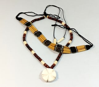 A BEAUTIFUL LOT OF 2 VINTAGE SOUTHWESTERN NECKLACES
