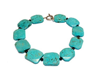 A BEAUTIFUL VINTAGE HEAVY TURQUOISE NECKLACE 226 GR 16"