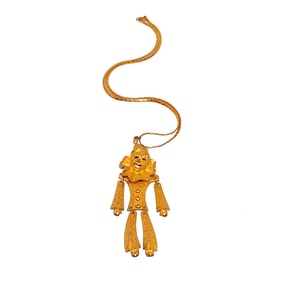 A BEAUTIFUL VINTAGE GOLDTONE NECKLACE BY MONET 23"