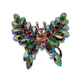 A STUNNING VINTAGE BUTTERFLY BROOCH 2.9"
