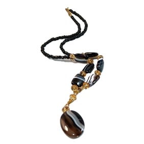 A SUPERB VINTAGE BANDED AGATE AND CRYSTAL NECKLACE 18"