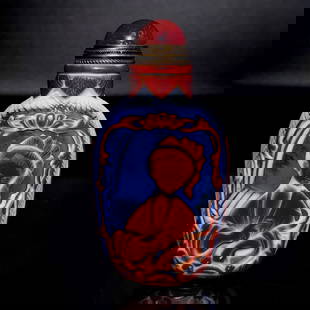 A SUPERB CHINESE PEKING GLASS SNUFF BOTTLE: THE SUPERB CHINESE SNUFF BOTTLE IS SO FINELY CARVED IN 3 LAYERS OF COLORS. THE BOTTLE IS 2.9 INCHES TALL. IT IS CARVED ALL AROUND THE FRAMED PORTRAITS WITH MUCH ADDITIONAL DETAIL. STANDS ARE FOR DISPL