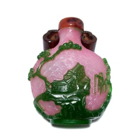 A VERY FINE ANTIQUE CHINESE PEKING GLASS SCENIC SNUFF BOTTLE 19TH C