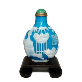 A RARE VERY FINE CHINESE SNUFF BOTTLE ARTIST SIGNED AND DATED QIANLONG