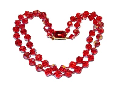 FINE VINTAGE DOUBLE STRAND RED CRYSTALS NECKLACE 15"