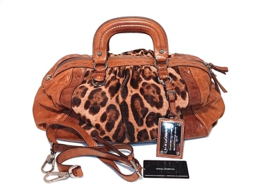 A VINTAGE DOLCE & GABBANA LEOPARD PRINT LEATHER SATCHEL BAG WITH AUTHENTICITY CARD