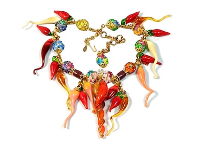 AN EXQUISITE ART GLASS NECKLACE BY DESIGNER STEFAN DINU 20"