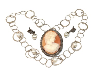 A VINTAGE STERLING LOT SHELL CAMEO PEARL NECKLACE EARRINGS