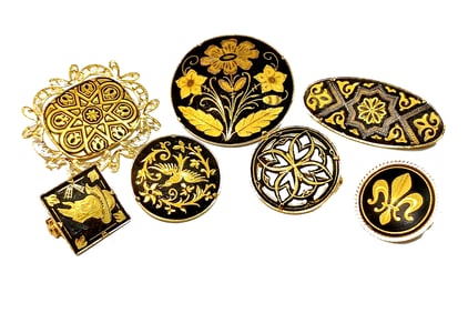 LOT OF 7 VINTAGE SPANISH DAMASCENE BROOCHES PIN