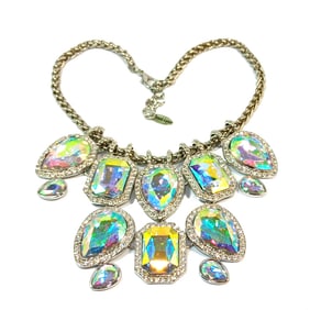 A GLAMOROUS BIB STATEMENT NECKLACE BY TRACI LYNN