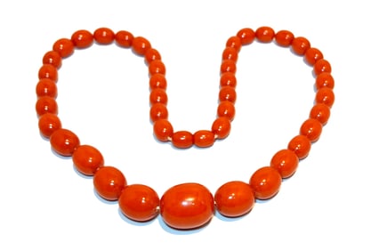 AN EXQUISITE LARGE VERY RARE HIGH QUALITY BALTIC AMBER NECKLACE 30" 113 GRAMS