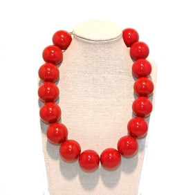 SUPERB VINTAGE LARGE BEADS RED LUCITE NECKLACE 20"