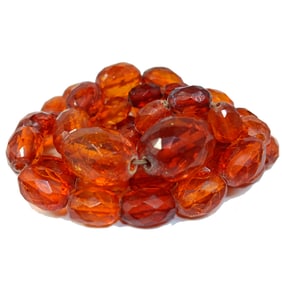 A FINE ANTIQUE NATURAL FACETED BALTIC AMBER NECKLACE 26" 46 GRAMS