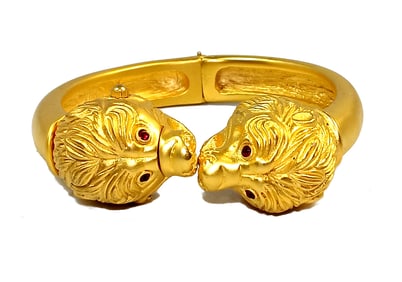AN EXQUISITE VINTAGE CUFF WATCH METROPOLITAN MUSEUM OF ART 2.2" D