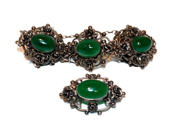 FINE VINTAGE EUROPEAN 800 SILVER GREEN TOURMALINE CABOCHON BRACELET & BROOCH SET  66 GRAMS