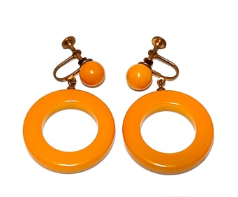 SUPERB VINTAGE BUTTERSCOTCH BAKELITE HOOP DROP EARRINGS