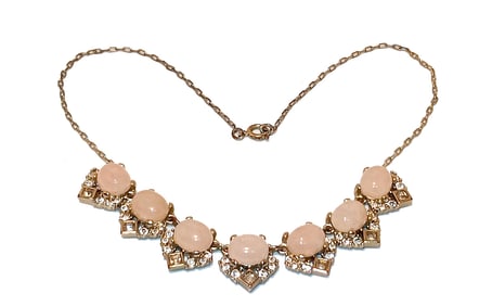 SUPERB VINTAGE ROSE QUARTZ CABOCHON NECKLACE WITH ORNATE SILVER TONE SETTING 15"