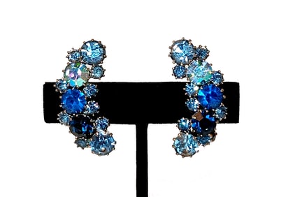 SIGNED VINTAGE "KARU ARKE INC" BLUE RHINESTONES CLIP-ON EARRINGS 1950S