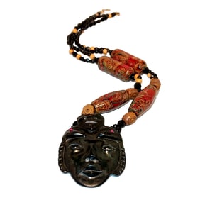 TRIBAL NEPHRITE JADE NECKLACE WITH RUBY SET BEAR TOTEM PENDANT 22"