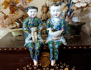 CHARMING VINTAGE CHINESE EXPORT PORCELAIN BOY & GIRL SEATED FIGURINES STATUE 12"