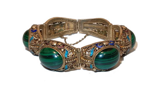 RARE ANTIQUE CHINESE SILVER FILIGREE ENAMEL & MALACHITE BRACELET 7.25" - 52 GRAMS: A MAGNIFICENT ANTIQUE CHINESE SILVER BRACELET, INTRICATELY HAND-CRAFTED WITH RICH ENAMEL WORK AND BEZEL-SET MALACHITE CABOCHONS. EACH SEGMENT FEATURES VIBRANT BLUE, TEAL, AND PURPLE ENAMEL SCROLLS OVE