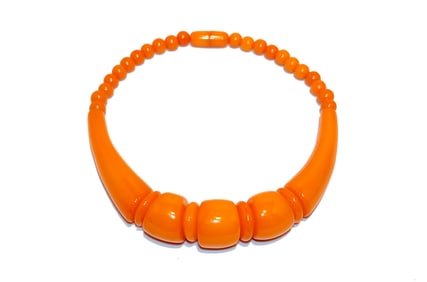 VINTAGE CHUNKY ORANGE RESIN BEAD NECKLACE BOLD STATEMENT PIECE 96 GRAMS